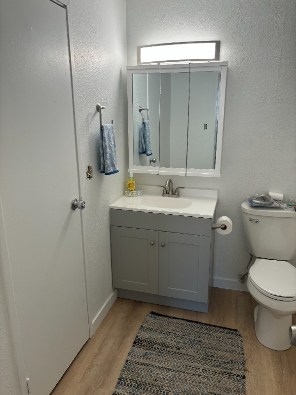 501 Golden Cir #7-102 - Photo 4 of 6