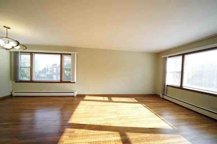 4729 N Kildare Ave #2 - Photo 5 of 19