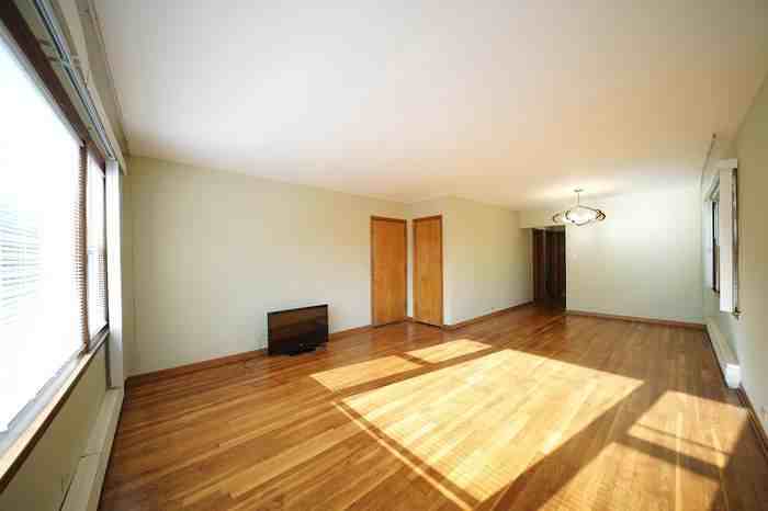 4729 N Kildare Ave #2 - Photo 7 of 19