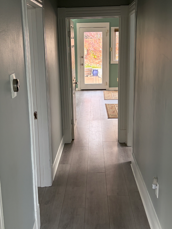 536 Arlington St - Photo 3 of 20