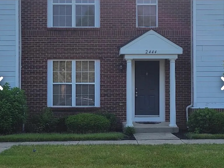 2444 Ogden Way - Photo 4 of 9