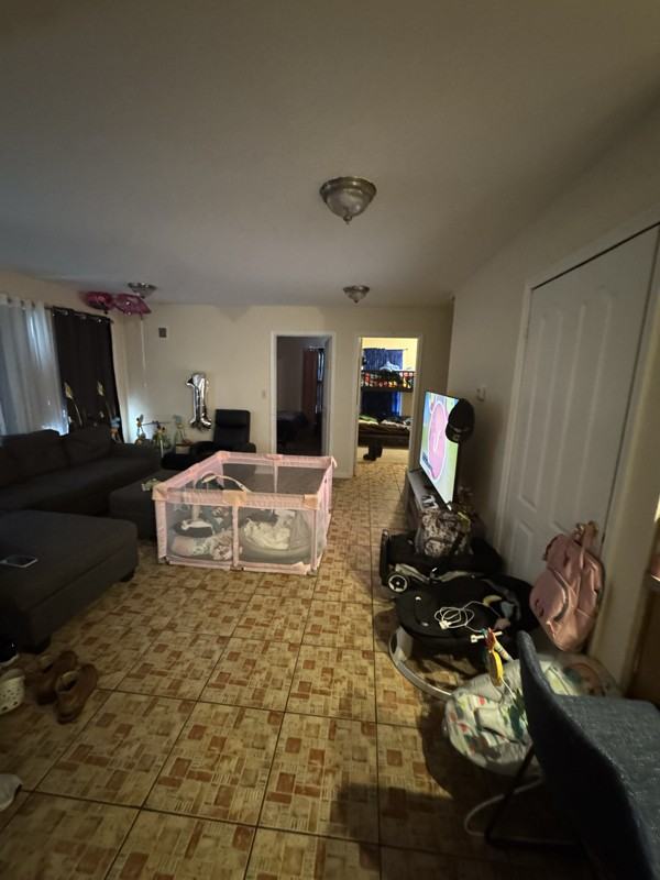 29 22nd Ave - Photo 2 of 6