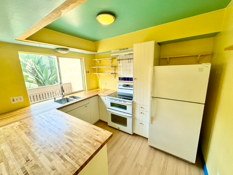 7958 Mission Center Ct #L - Photo 3 of 20