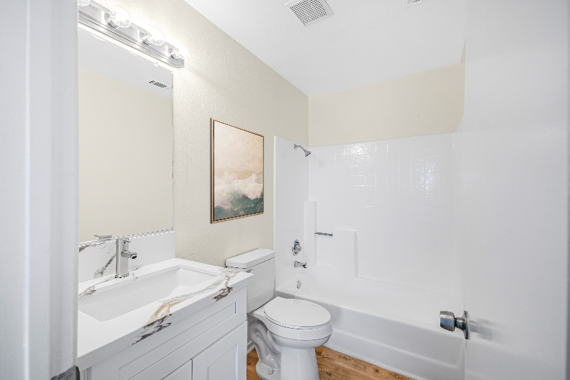 1005 E Avenue R #11 - Photo 7 of 11