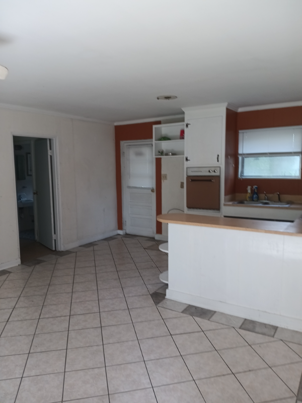 2700A Jefferson Dr #A