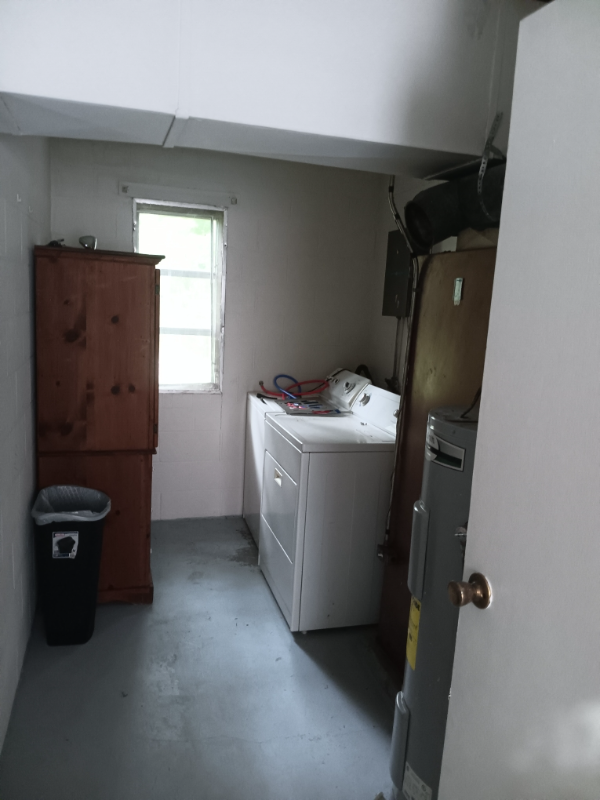 2700A Jefferson Dr #A - Photo 2 of 7