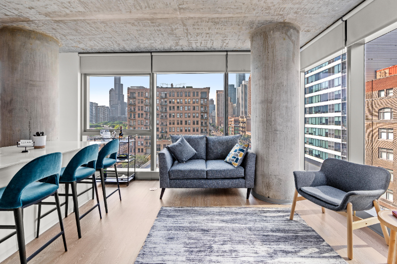 1406 S Wabash Ave - Photo 3 of 17