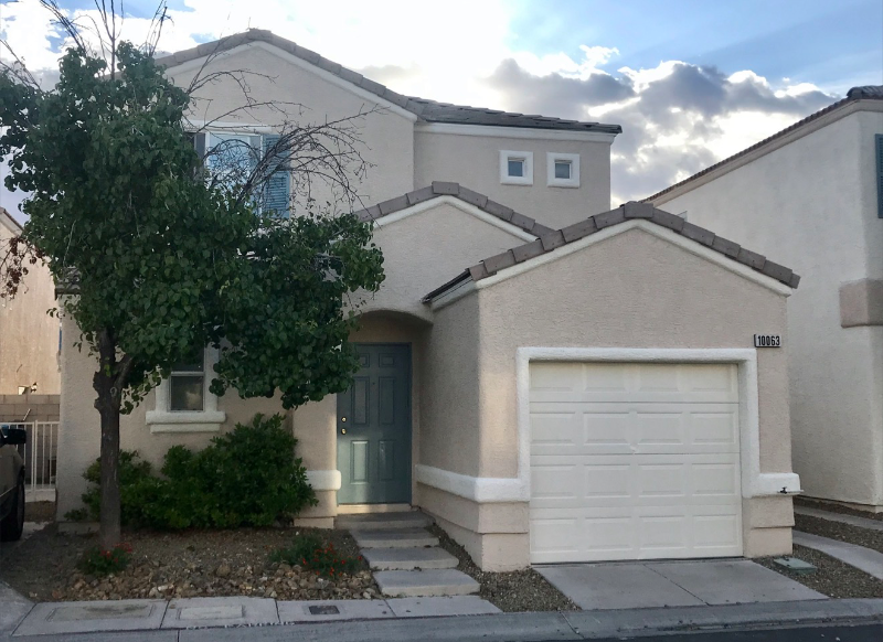 10063 Swimming Hole St