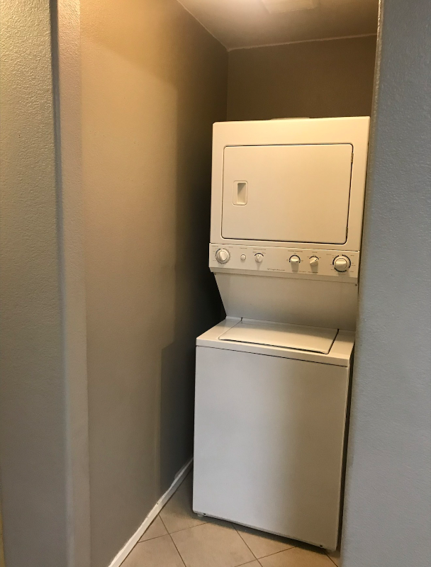 10063 Swimming Hole St - Photo 4 of 15