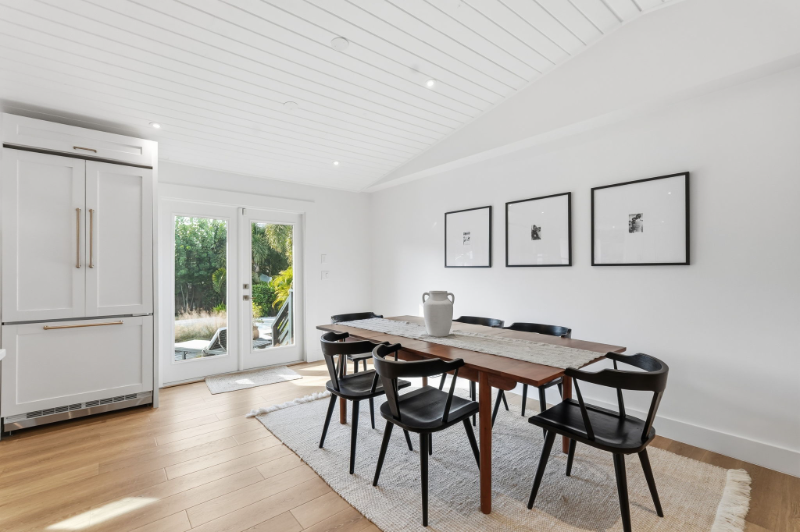 5510 Venetian Blvd Ne - Photo 5 of 20