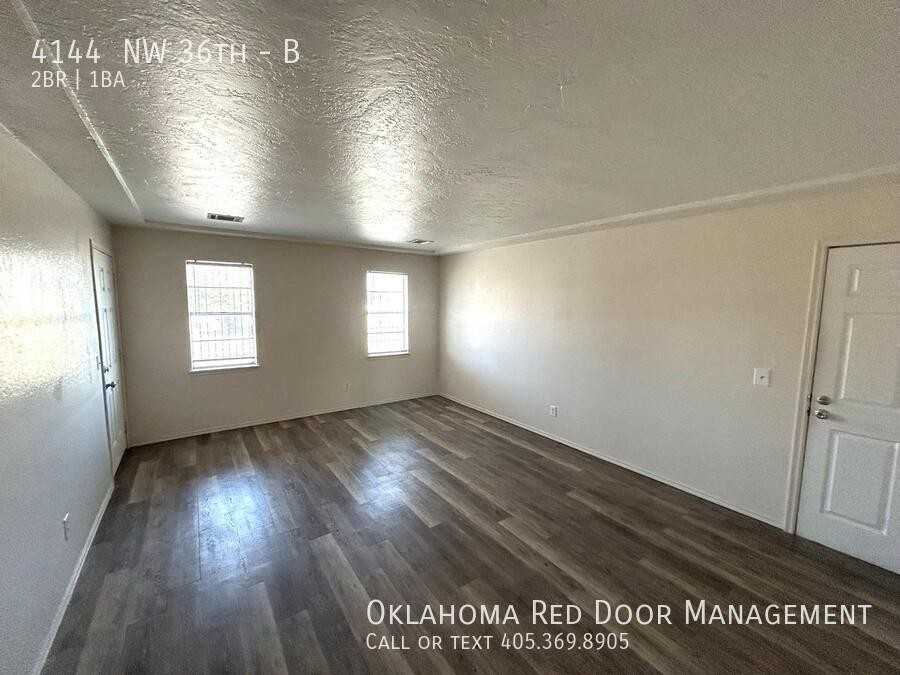 4144 Nw 36th St #B - Photo 2 of 20