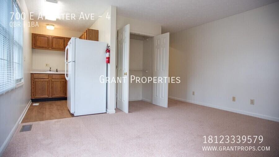 700 E Atwater Ave #4 - Photo 3 of 10