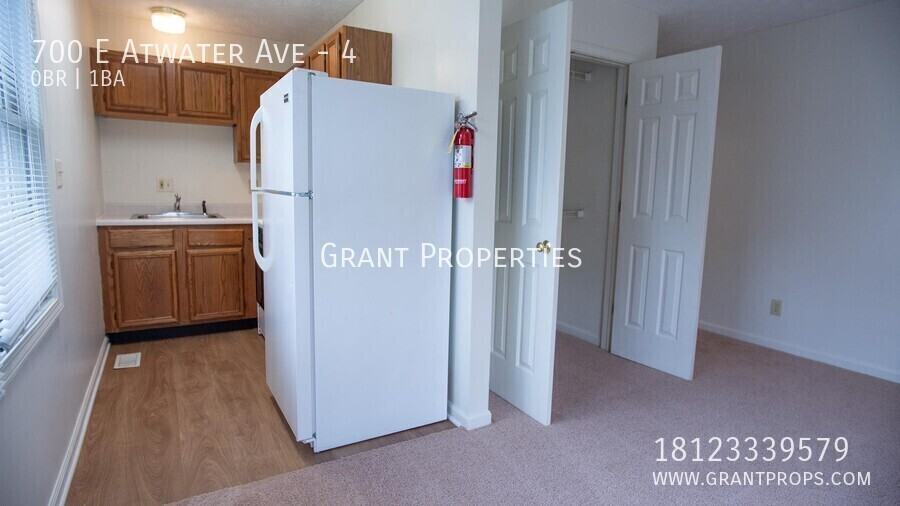 700 E Atwater Ave #4 - Photo 5 of 10