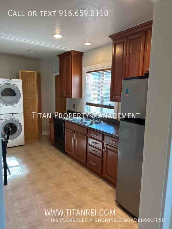 2475 San Jose Way - Photo 6 of 14