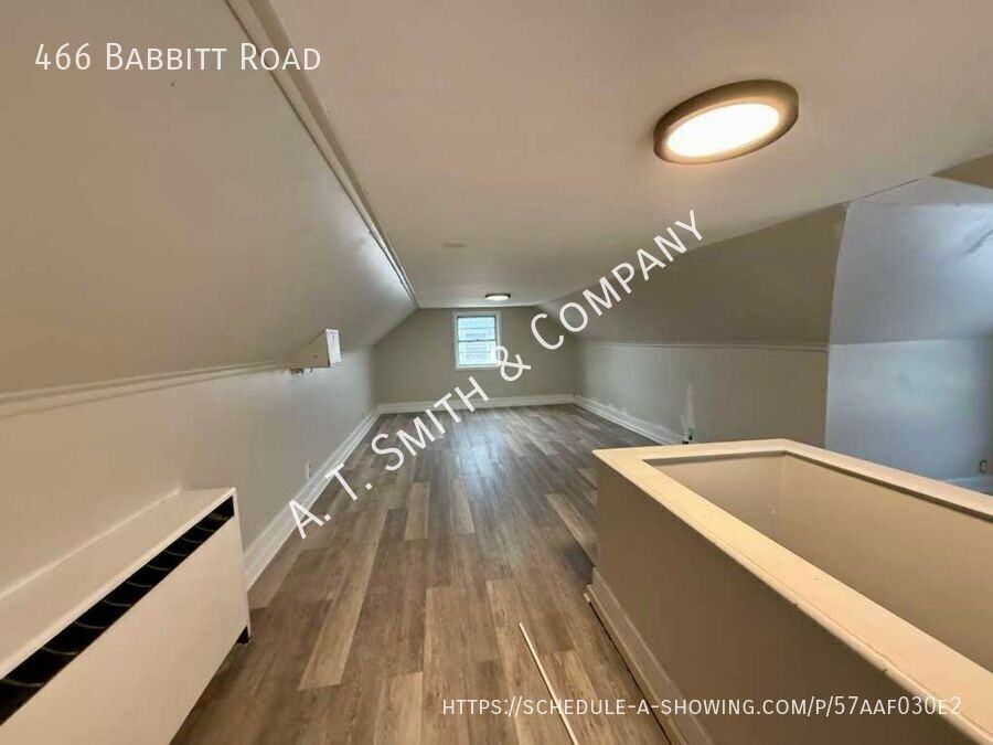 466 Babbitt Rd - Photo 4 of 9