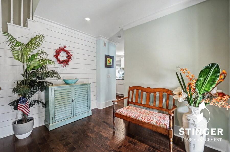 73 Sunset Blvd - Photo 5 of 50