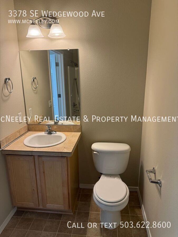 3378 Se Wedgewood Ave - Photo 3 of 20