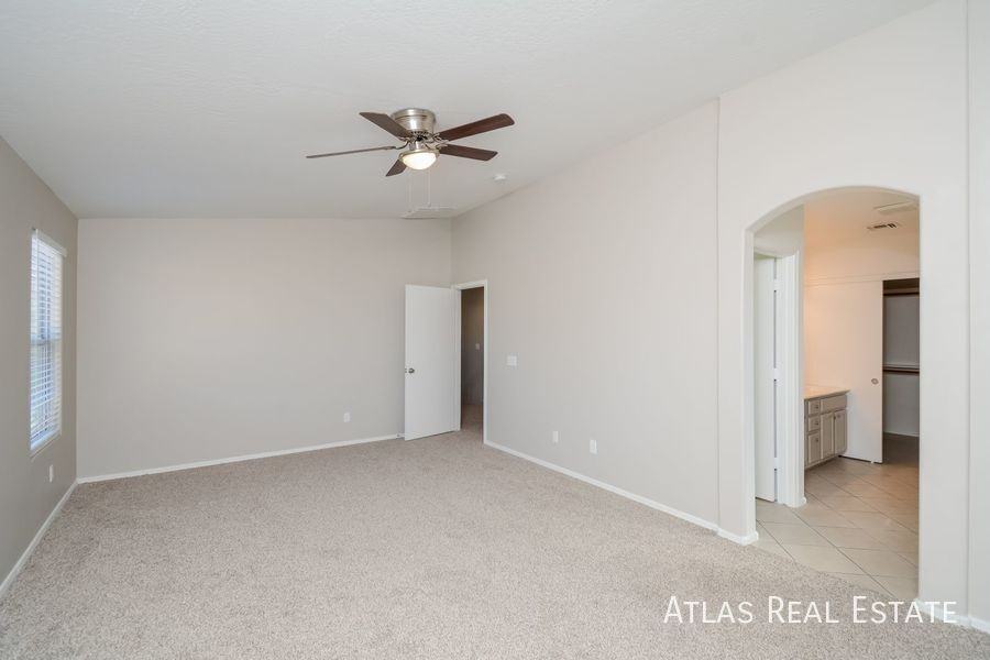 11690 N 153rd Ave - Photo 7 of 20