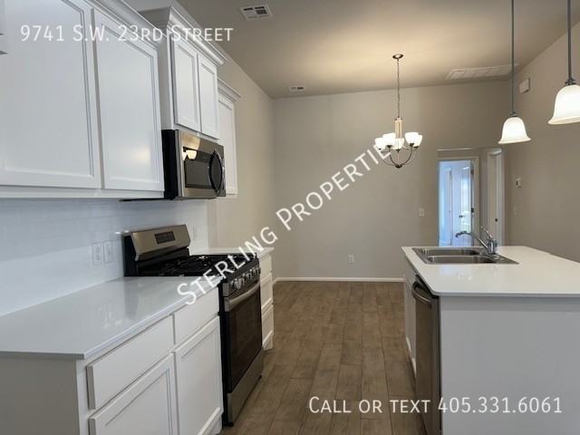 9741 Sw 23rd St - Photo 7 of 27