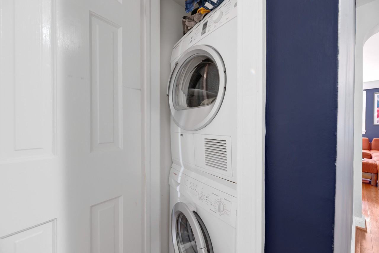 301 Whittier St Nw #105 - Photo 7 of 11