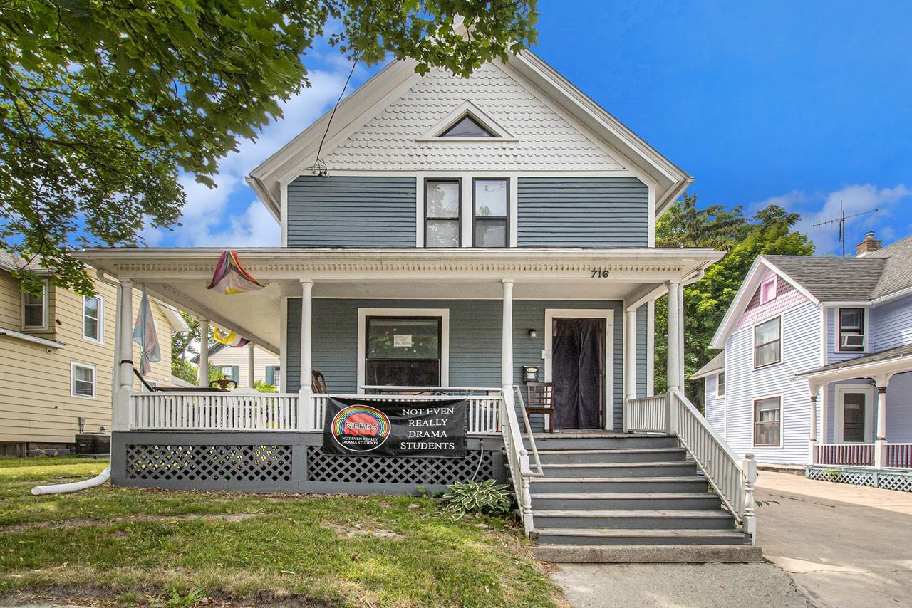 716 E Kingsley St - Photo 2 of 23