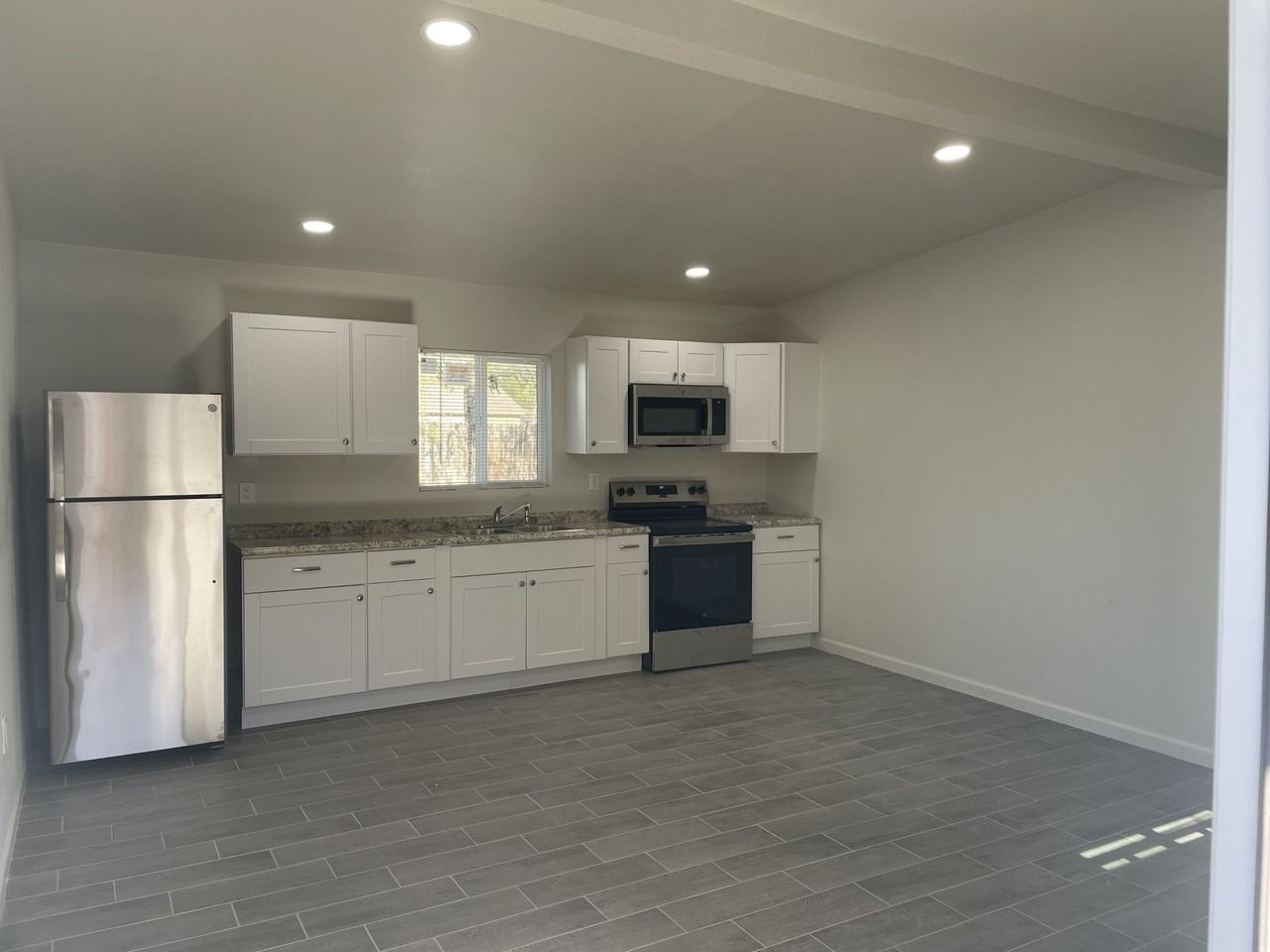 3443 S Belmar Ave #2 - Photo 5 of 18