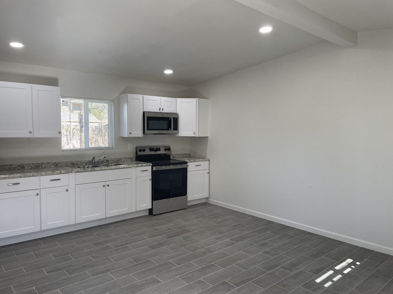 3443 S Belmar Ave #2 - Photo 6 of 18