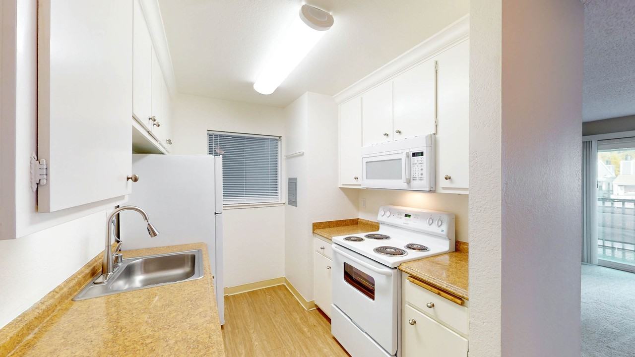 481 Ignacio Blvd #271 - Photo 7 of 16