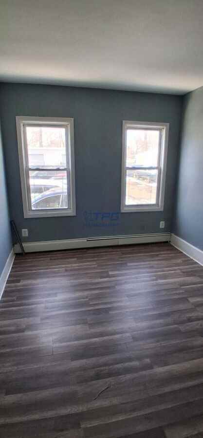 440 Walnut St #442-1 - Photo 4 of 10