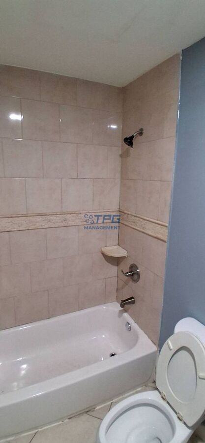 440 Walnut St #442-1 - Photo 7 of 10