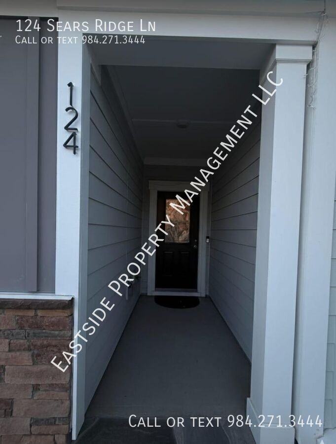 124 Sears Ridge Ln - Photo 2 of 26