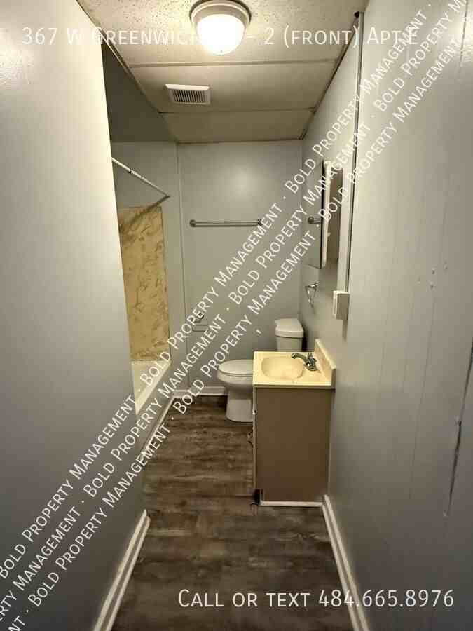 367 W Greenwich St #2FRONTAPTE - Photo 6 of 6
