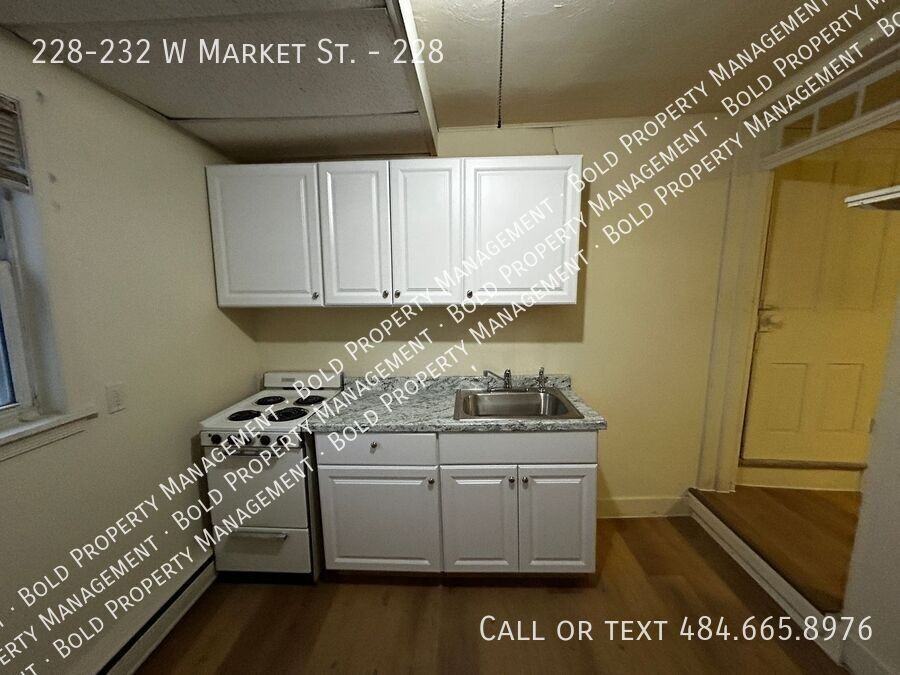 228 W Market St #228 - Photo 3 of 9