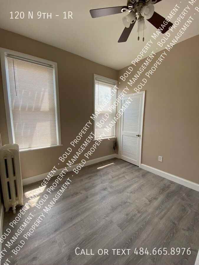 120 N 9th St #1R - Photo 6 of 7