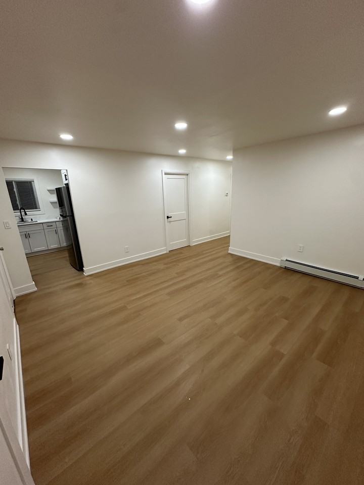 663 Bernon St #2 - Photo 4 of 17