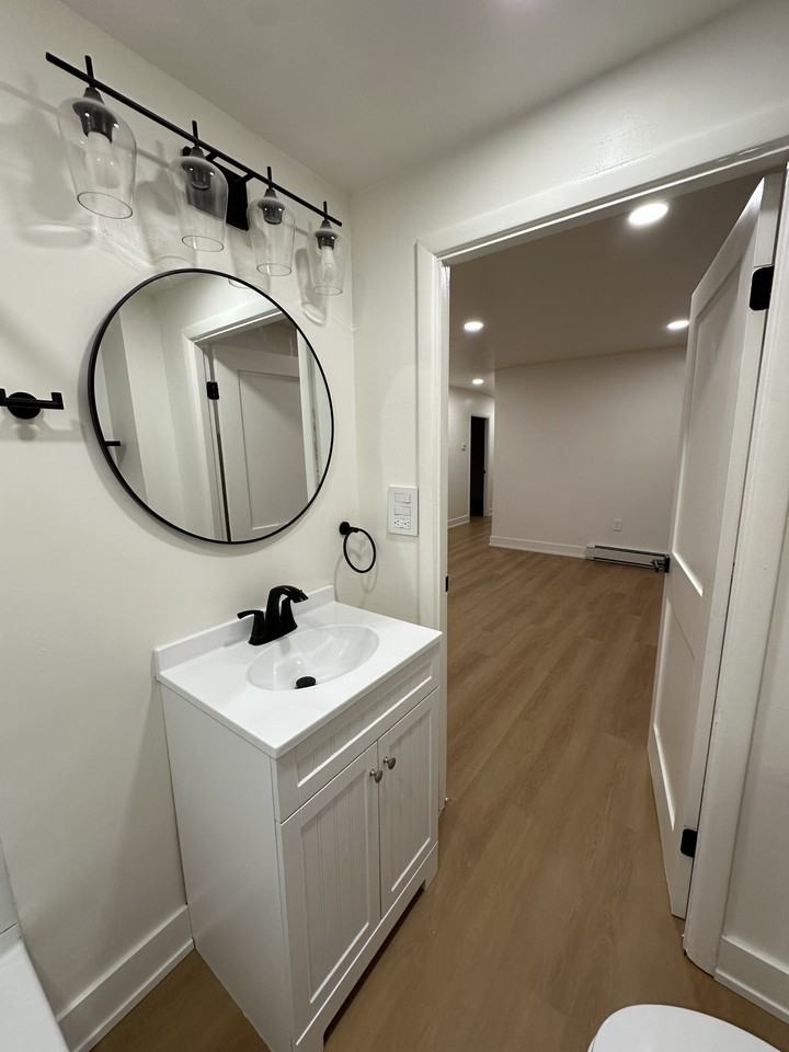 663 Bernon St #2 - Photo 5 of 17