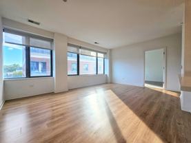 558 W Webster Ave #404 - Photo 1 of 1