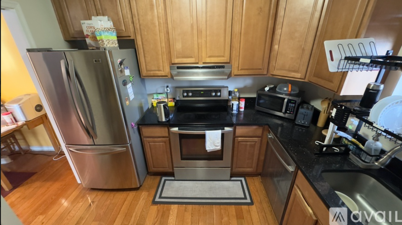 2815 Lee Oaks Ct #301 - Photo 4 of 9