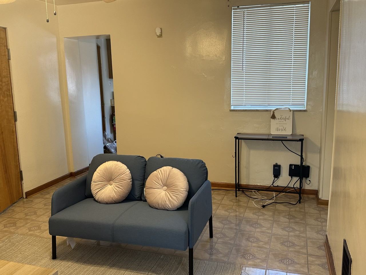 10 Oakland Sq #2 - Photo 3 of 24