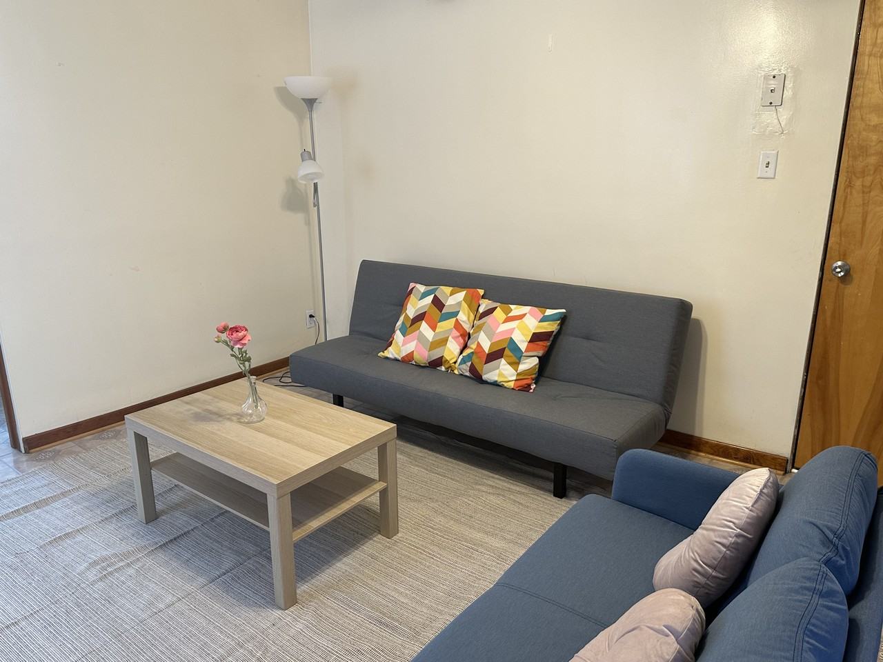 10 Oakland Sq #2 - Photo 4 of 24