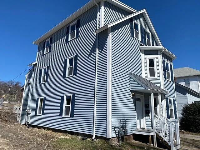 17 Saint Johns Rd #2 - Photo 2 of 12