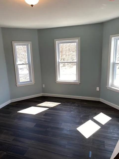 17 Saint Johns Rd #2 - Photo 6 of 12