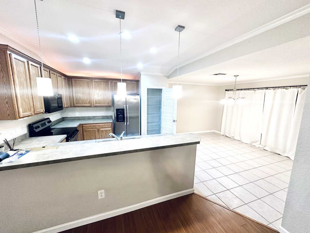 4218 Sw 53rd Cir #NA - Photo 4 of 17