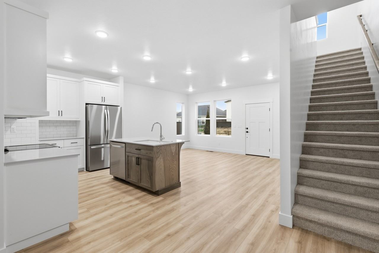 2144 Deep Purple Ln #NA - Photo 4 of 17