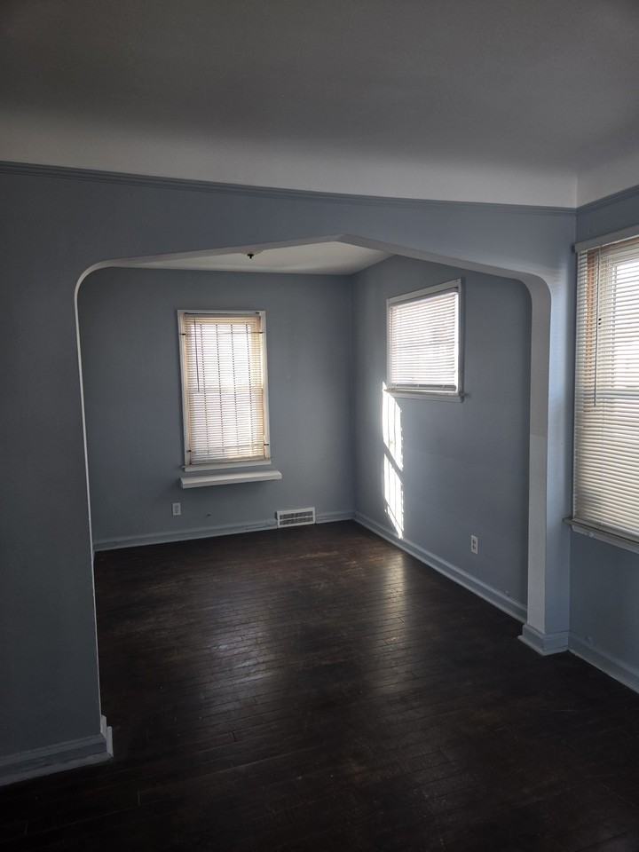 20255 Meyers Rd #NA - Photo 3 of 9