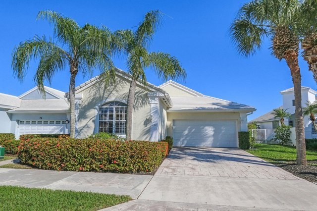 1050 Lytham Ct #NA - Photo 2 of 18