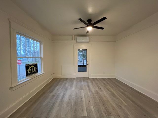 1006 Salem St #3 - Photo 3 of 24