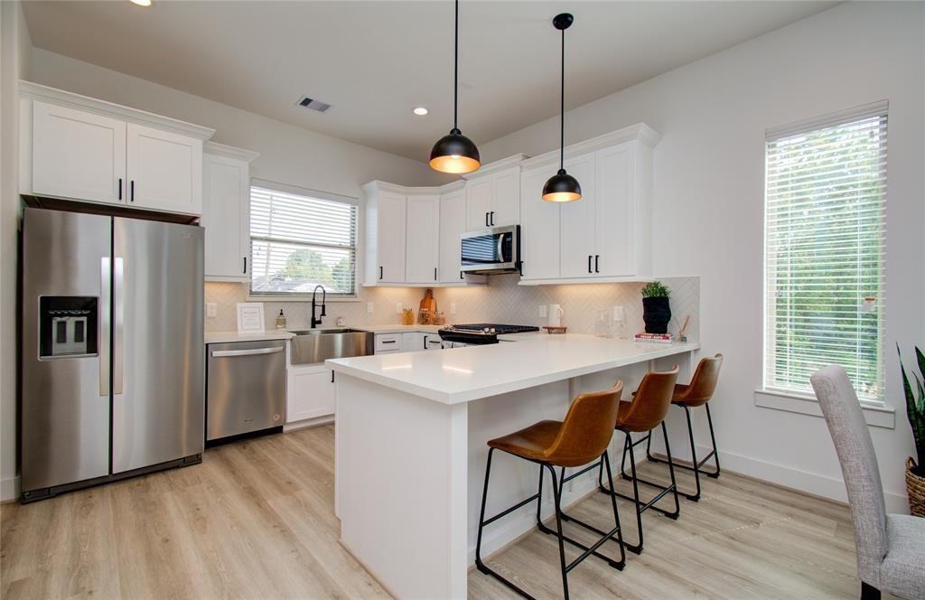 2309 Eagle St #2309 - Photo 5 of 34