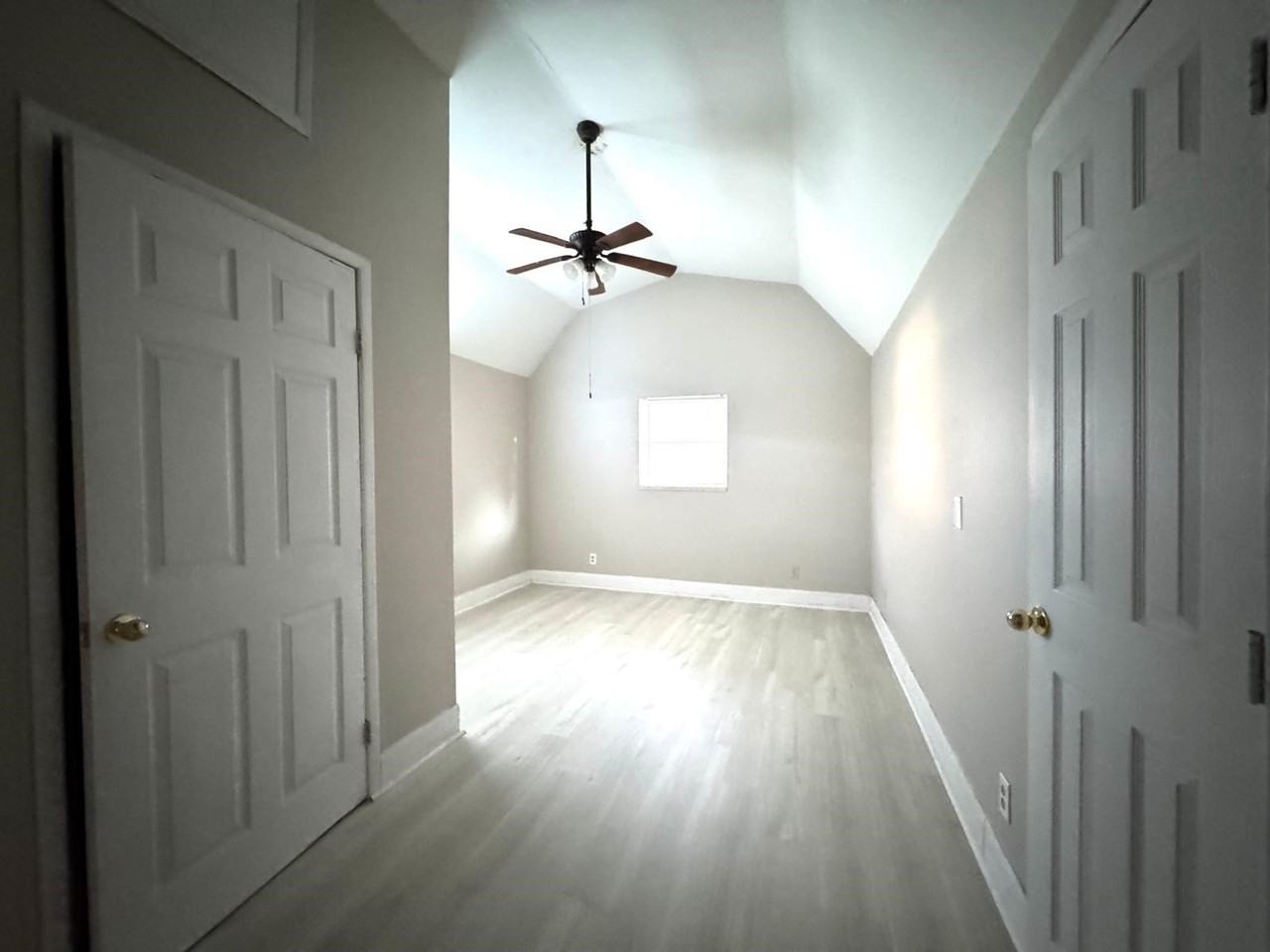 16066 N Loop Dr #16066 - Photo 3 of 23