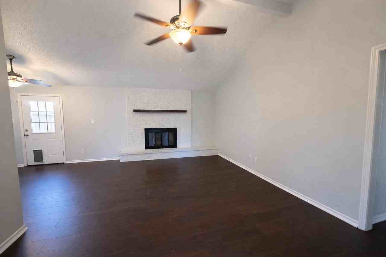 2714 33rd Ave N #2714 - Photo 6 of 19